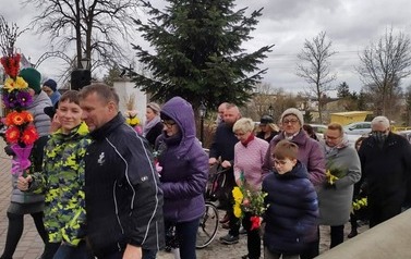 2022.04.10 UROCZYSTE WRĘCZENIE NAGR&Oacute;D I PODSUMOWANIE KONKURSU PLASTYCZNEGO "NAJPIĘKNIEJSZA PALMA WIELKANOCNA W GMINIE SADKI" 15