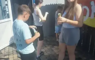 7