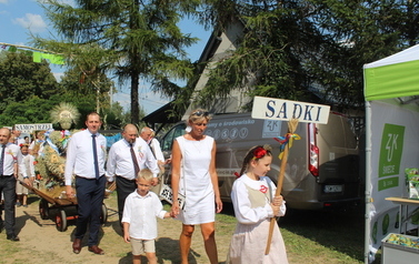 2022.08.27 DOŻYNKI GMINNO-PARAFIALNE W SADKACH 36
