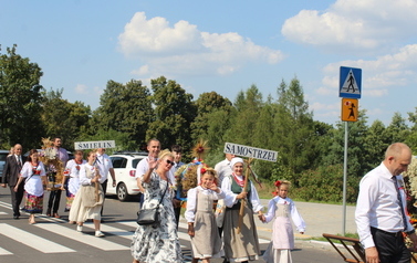 2022.08.27 DOŻYNKI GMINNO-PARAFIALNE W SADKACH 155