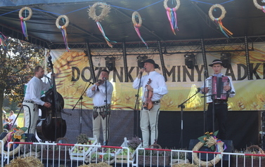 2022.08.27 DOŻYNKI GMINNO-PARAFIALNE W SADKACH 164