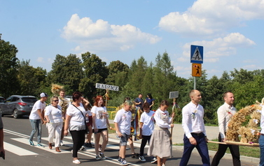 2022.08.27 DOŻYNKI GMINNO-PARAFIALNE W SADKACH 177