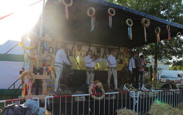2022.08.27 DOŻYNKI GMINNO-PARAFIALNE W SADKACH 182