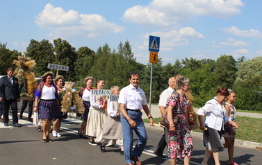 2022.08.27 DOŻYNKI GMINNO-PARAFIALNE W SADKACH 233
