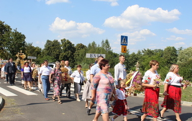 2022.08.27 DOŻYNKI GMINNO-PARAFIALNE W SADKACH 244