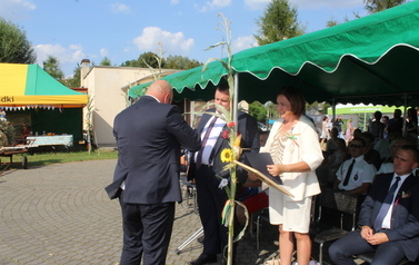2022.08.27 DOŻYNKI GMINNO-PARAFIALNE W SADKACH 254