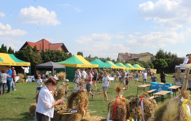 2022.08.27 DOŻYNKI GMINNO-PARAFIALNE W SADKACH 260