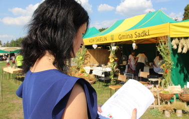 2022.08.27 DOŻYNKI GMINNO-PARAFIALNE W SADKACH 271