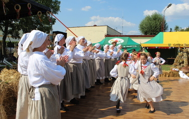 2022.08.27 DOŻYNKI GMINNO-PARAFIALNE W SADKACH 276
