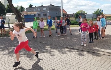 2022.07.27 ZAKOŃCZENIE ZAJĘĆ WAKACYJNYCH W DĘBOWIE 31