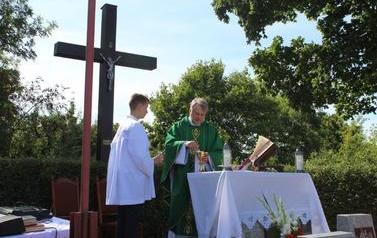 2022.09.04 UROCZYSTA MSZA ŚWIĘTA NA PIAŚNICY 31