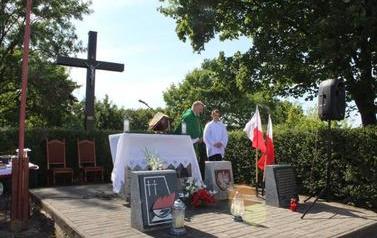 2022.09.04 UROCZYSTA MSZA ŚWIĘTA NA PIAŚNICY 48