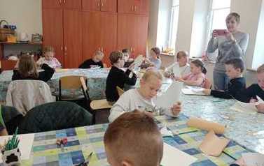2022.09.21 ZAJĘCIA EDUKACYJNO-PLASTYCZNE Z DRUGOKLASISTAMI 7
