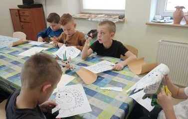 2022.09.21 ZAJĘCIA EDUKACYJNO-PLASTYCZNE Z DRUGOKLASISTAMI 13