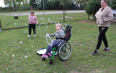 2022.09.24 TURNIEJ PIŁKARSKI I PIKNIK PROZDROWOTNY NA ORLIKU 38