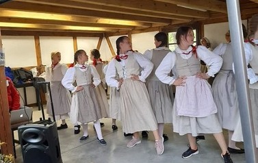 2022.10.02 WYSTĘP SADKOWIAN I JABŁONECZKI W ZŁOTOWIE 14