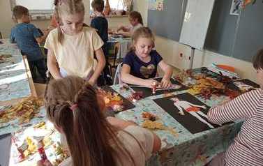 2022.10.17 ZAJĘCIA PLASTYCZNE Z DRUGOKLASISTAMI 6