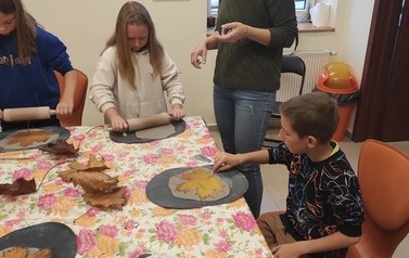 2022.10.21 ZAJĘCIA CERAMICZNE Z IIIA 2