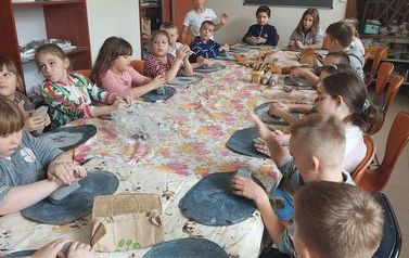 2022.10.21 ZAJĘCIA CERAMICZNE Z IIIC 9