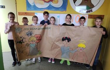 2022.10.26 III DZIEŃ "TYGODNIA PROFILAKTYKI" W CK DĘBOWO 23