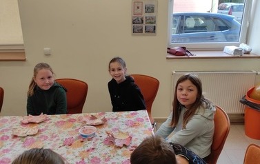 2022.11.04 ZAJĘCIA CERAMICZNE Z IIIA 1