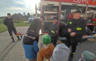 2022.11.09 SPOTKANIE Z DRUHAMI Z OCHOTNICZEJ STRAŻY POŻARNEJ W ANIELINACH 26