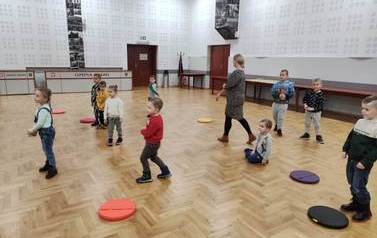 2022.11.14 KOLEJNE ŚWIĘTOWANIE DNIA POSTACI Z BAJEK 2