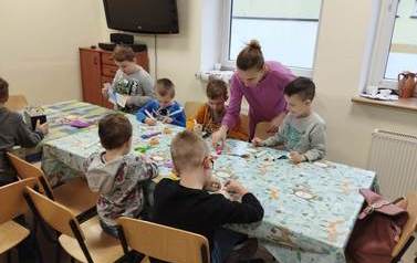 2022.12.05 ZAJĘCIA ŚWIĄTECZNE Z "MĄDRYMI S&Oacute;WKAMI" 2