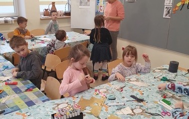 2022.12.05 ZAJĘCIA ŚWIĄTECZNE Z "MĄDRYMI S&Oacute;WKAMI" 7