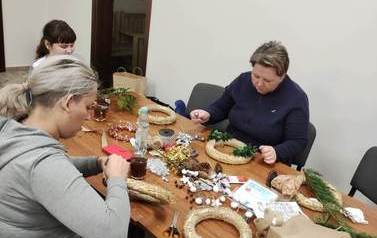 2022.12.07 WARSZTATY PROZDROWOTNE O TEMATYCE ŚWIĄT W BRONIEWIE 7