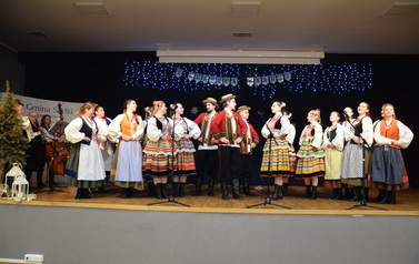 2022.12.11 XV POWIATOWO-GMINNY KONKURS RĘKODZIEŁA "Z KUFERKA BABUNI- ZOMOWE WARIACJE" 29