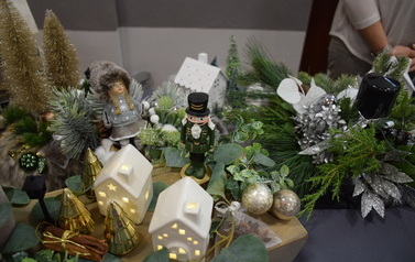 2022.12.11 XV POWIATOWO-GMINNY KONKURS RĘKODZIEŁA "Z KUFERKA BABUNI- ZOMOWE WARIACJE" 40