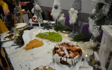2022.12.11 XV POWIATOWO-GMINNY KONKURS RĘKODZIEŁA "Z KUFERKA BABUNI- ZOMOWE WARIACJE" 46