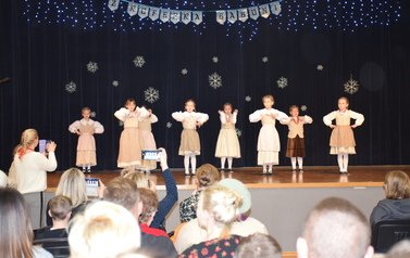 2022.12.11 XV POWIATOWO-GMINNY KONKURS RĘKODZIEŁA "Z KUFERKA BABUNI- ZOMOWE WARIACJE" 62