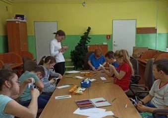2022.12.13 ZAJĘCIA PLASTYCZNE Z KLASĄ II 7