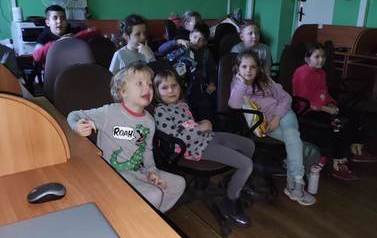 2022.12.14 KINO ŚWIĄTECZNE W DĘBOWIE 3