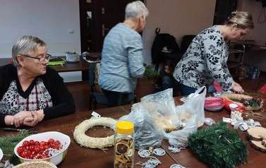 2022.12.19 WARSZTATY PRZEDŚWIĄTECZNE Z KGW SAMOSTRZEL 9