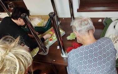 2022.12.19 WARSZTATY PRZEDŚWIĄTECZNE Z KGW SAMOSTRZEL 10