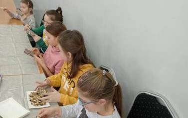 2023.02.02 IV DZIEŃ FERII Z CK DĘBOWO I FILIĄ BIBLIOTECZNĄ W DĘBOWIE 4