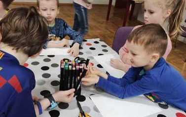 2023.02.03 V DZIEŃ FERII Z GOK I GBP W SADKACH 7