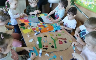 2023.03.29 ZAJĘCIA WIELKANOCNE W DĘBOWIE 9