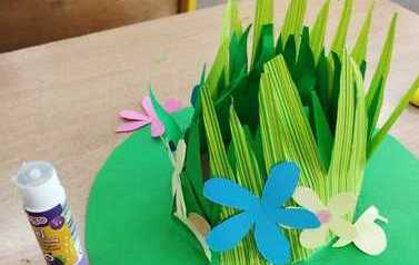 2023.04.12 ZAJĘCIA TECHNICZNO-PLASTYCZNE Z PIERWSZO I DRUGOKLASISTAMI Z DĘBOWA 4
