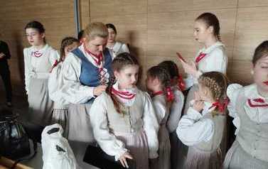 2023.04.20 WYSTĘP JABŁONECZKI I SADKOWIAN 11