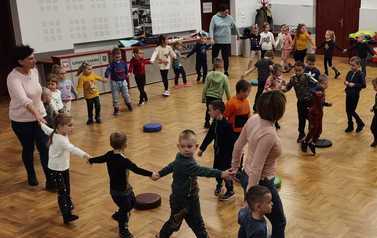 2022.11.07 DZIEŃ POSTACI Z BAJEK- WIZYTA S&Oacute;WEK I MOTYLK&Oacute;W 21