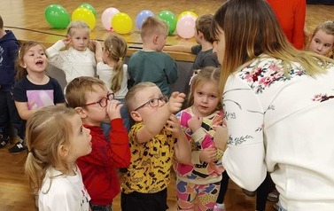 2022.11.07 DZIEŃ POSTACI Z BAJEK- WIZYTA S&Oacute;WEK I MOTYLK&Oacute;W 26