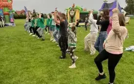 504956432_731197789448966_5778358512896096442_n