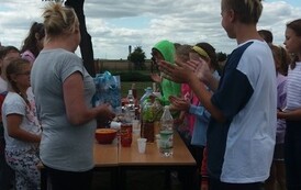 2022.07.27 ZAKOŃCZENIE ZAJĘĆ WAKACYJNYCH W DĘBOWIE 9