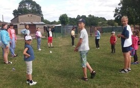 2022.07.27 ZAKOŃCZENIE ZAJĘĆ WAKACYJNYCH W DĘBOWIE 32