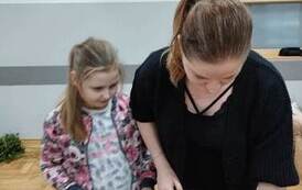 2023.03.28 RODZINNE WARSZTATY WIELKANOCNE Z GBP I GOK SADKI 19