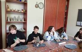 2023.03.30 ZAJĘCIA CERAMICZNE Z KLASĄ I TECHNIKUM ARCHITEKTURY KRAJOBRAZU 5